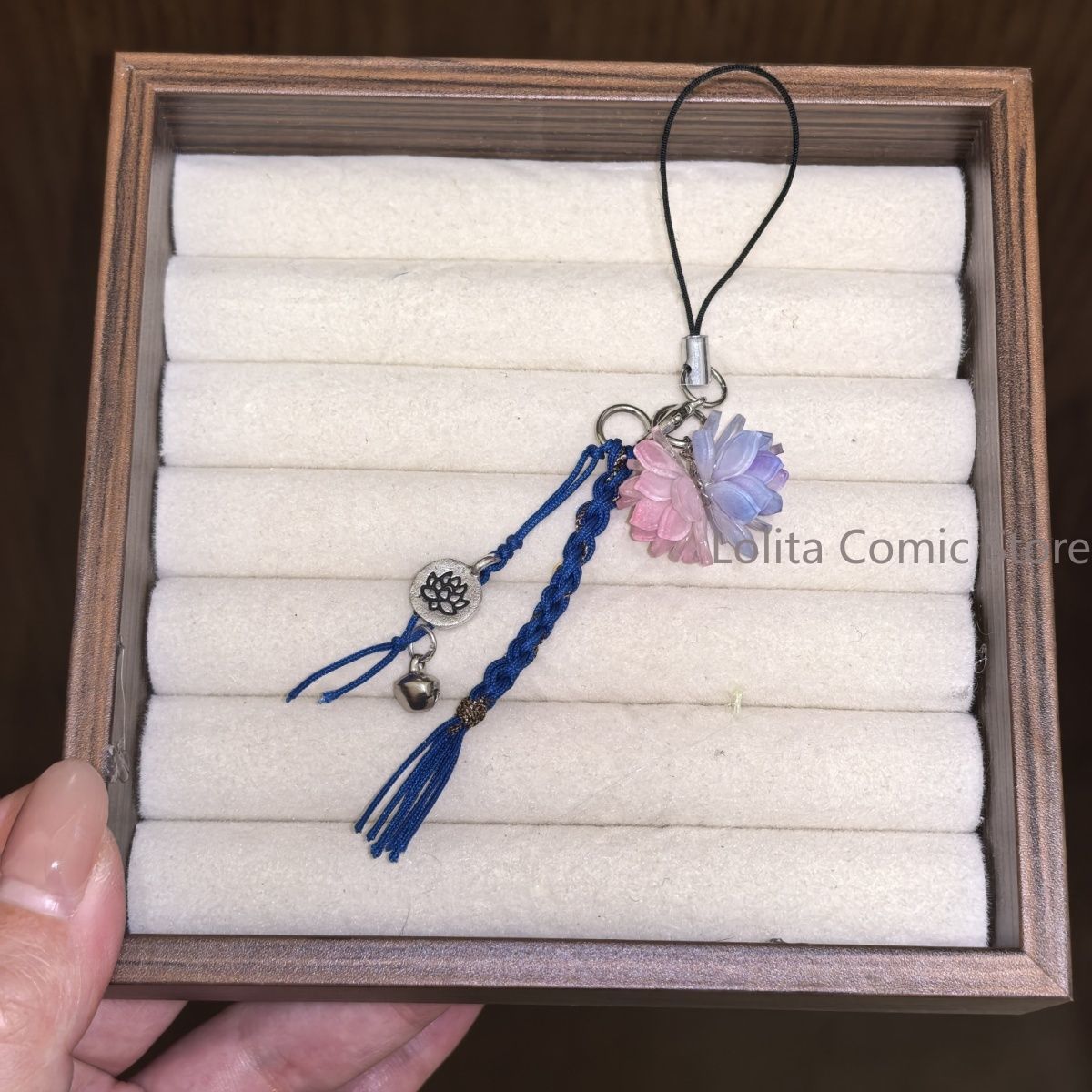 Anime Love and Deepspace Caleb - Phone Accessories Chain incelemesi ve fiyatı